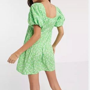 NWT ASOS PUFF SLEEVE GREEN M DRESS SHORT FLORAL